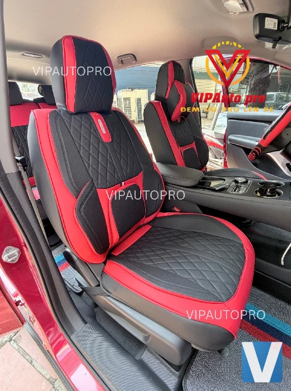 Áo ghế da Nappa VinFast Limo Green – Đen viền đỏ (C21)